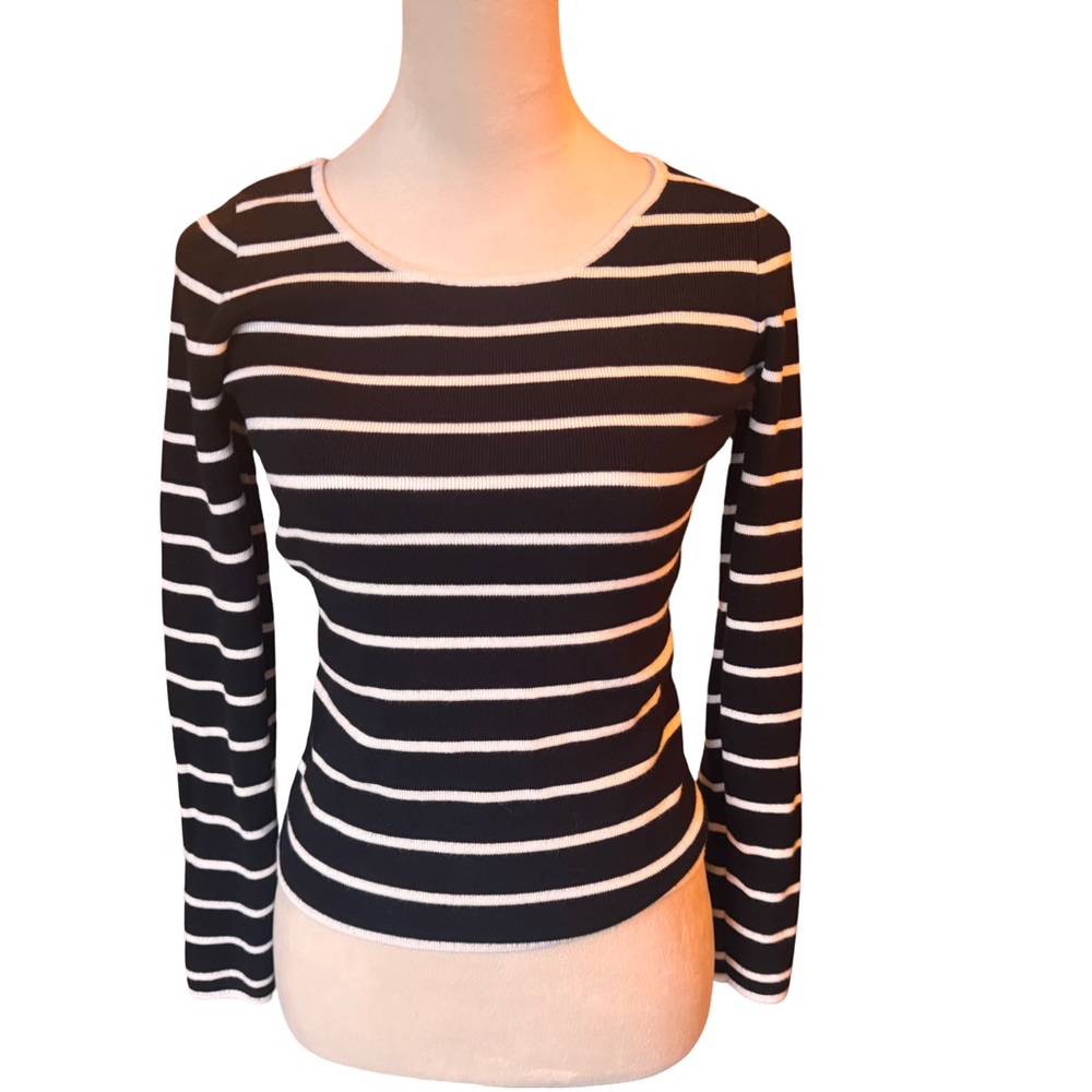 Cyrus Fine Gauge Knit Sweater Navy White Stripes Size Small Nautical Classic EUC